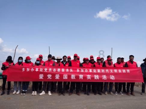 奚梦瑶硬照气场全开，亮闪“黑珍珠”身材比例一绝，高级感拉满
