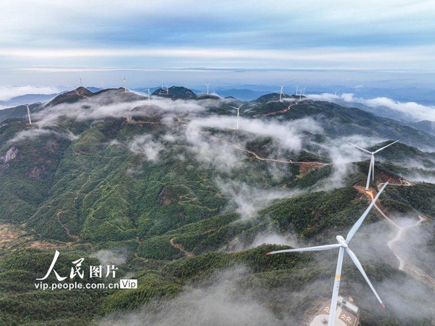 小牛线西延电力管路工程：聚力冬季冲刺 力保晶科项目供电
